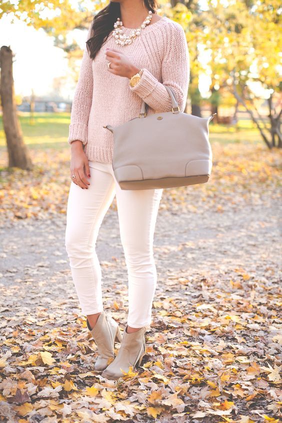 11-blush-sweater-white-jeans-and-nude-boots