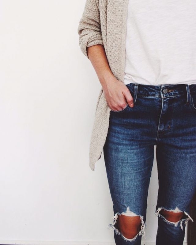 200+ Cute Ripped Jeans Outfits For Winter | MCO
