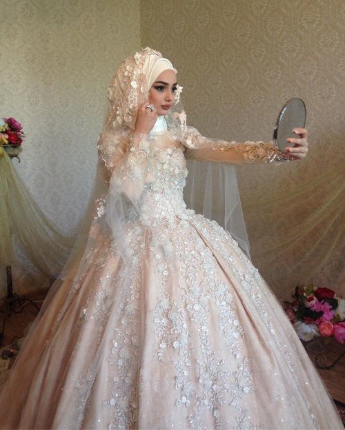 Cute Muslim  Wedding  Dresses  featuring the Hijab MCO